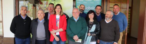 Miembros de la Interprofesional del Melón y Sandía con la concejala de Agricultura de Manzanares