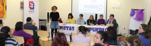 Beatriz Labián dio la bienvenida a la nueva asociación feminista