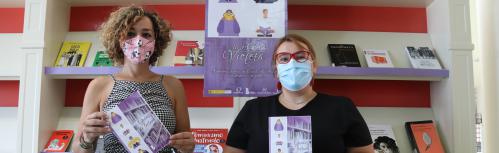 Estantería Violeta en la Biblioteca Pública Municipal 'Lope de Vega'