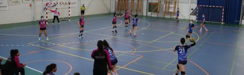 Empate en el derbi manzanareño de balonmano juvenil femenino