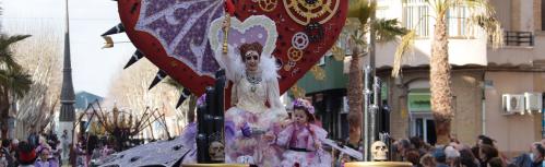 Desfile comparsas y carrozas 2022