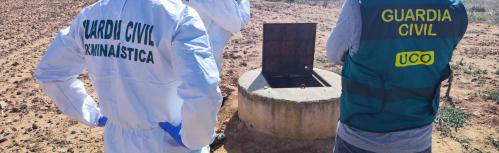 Foto de la actuación de la Guardia Civil en el pozo donde se encontraron los restos