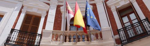 Fachada del Ayuntamiento de Manzanares