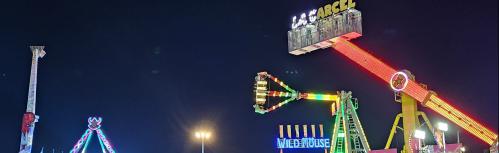 Vista de algunas de las atracciones de la feria 2024