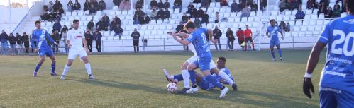 Jugada del primer tiempo del partido ante el Huracán