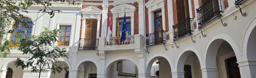 Fachada del Ayuntamiento de Manzanares