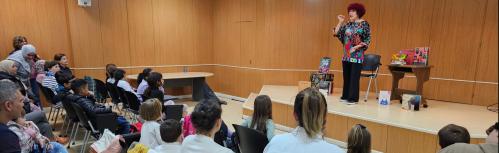 Sesión de narración de Margarita del Mazo - Día de las Bibliotecas 2025