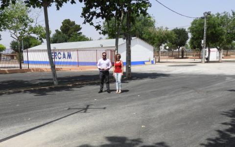 Beatriz Labián y Pablo Camacho comprueban el estado del recinto y las mejoras realizadas para la 58 edición de Fercam