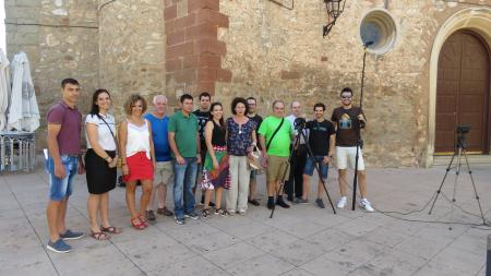 Beatriz Labián junto al equipo de grabación del cortometraje