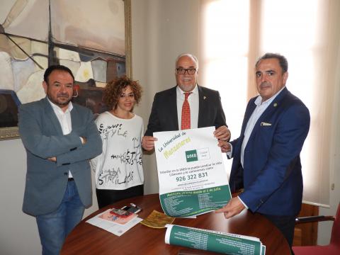 Presentación de la campaña informativa de la UNED