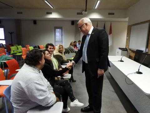 Manzanares ha clausurado la acción formativa para la obtención del certificado de profesionalidad de ‘Operaciones auxiliares en viveros, jardines y centros de jardinería’