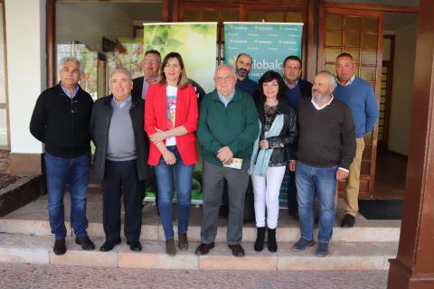 Miembros de la Interprofesional del Melón y Sandía con la concejala de Agricultura de Manzanares