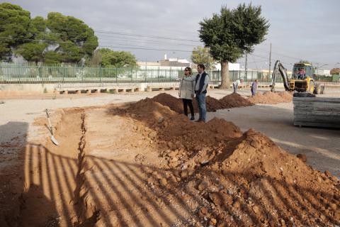 Díaz-Benito visita las obras junto al jefe del Servicio Técnico Municipal