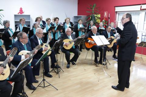 Recital de villancicos del coro y rondalla del Centro de Mayores