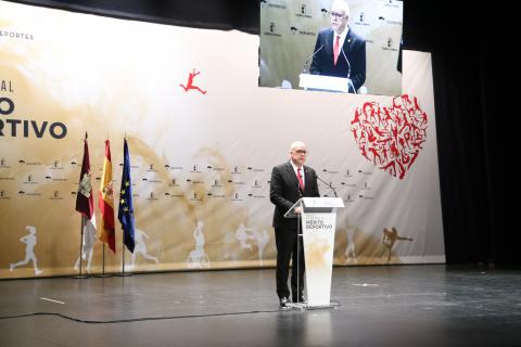 Intervención de Julián Nieva en la Gala del Deporte de Castilla-La Mancha celebrada en el Gran Teatro