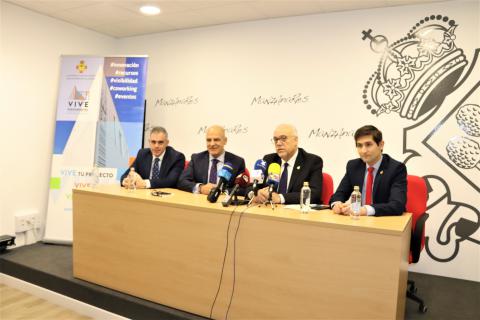 Presentación del concurso Emprende por representantes municipales y de Globalcaja