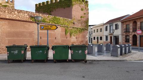 Contenedores en la calle Matadero