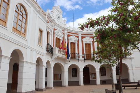 Fachada del Ayuntamiento de Manzanares