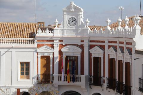 Fachada del Ayuntamiento de Manzanares