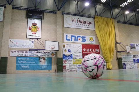 La pista del actual pabellón Antonio Caba será sustituida en unas semanas