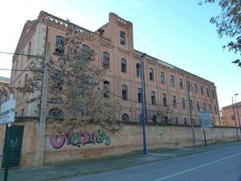 Exterior de la fábrica de harinas