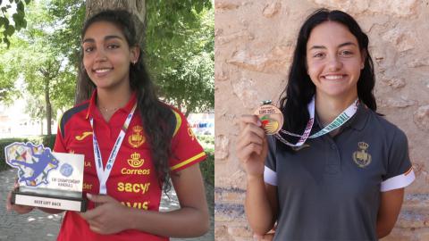 Carmen Arroyo y Esther Martín-Buro con la selección española de balonmano