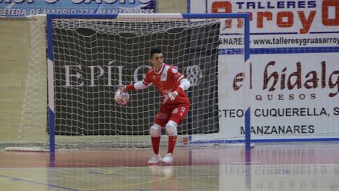 Antonio Navarro en un partido con el Manzanares FS