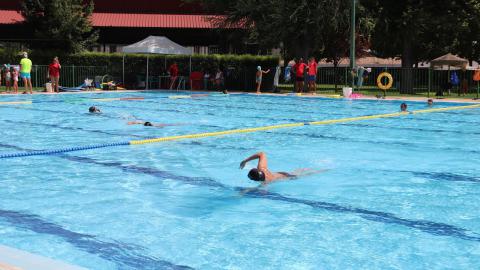 Piscina de verano