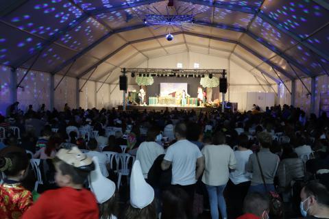 Carpa durante la fiesta infantil de Carnaval