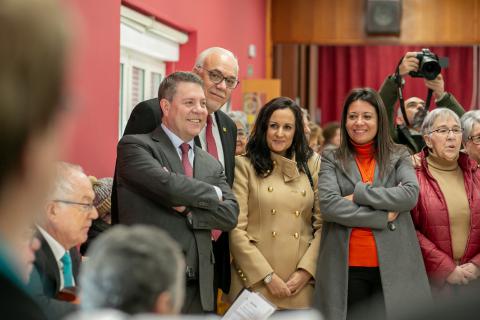 Con motivo de la reapertura del Centro de Mayores se avanzó en el convenio de ampliación de la residencia