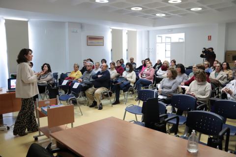 Charla '3 claves para sanar tus heridas emocionales' de Mar Orta (AA.VV. Nuevo Manzanares)