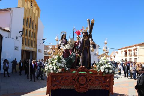 Salida del paso del Encuentro en su procesión extraordinaria de 75 anviersario