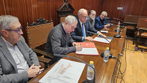 Firma del convenio para completar la restauración del templo parroquial