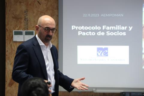 Jornada técnica sobre el protocolo de la empresa familiar y pacto de socios