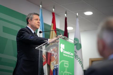 Page realizó este anuncio en Talavera