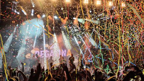 Momento del concierto de La Pegatina en Manzanares
