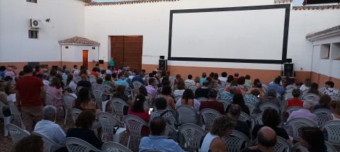 Imagen de archivo cine de verano