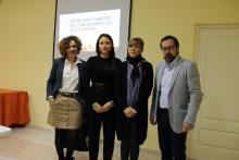 Ponente junto a concejalas y responsable OMIC