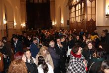 Aspecto de la iglesia de la Asunción poco antes de las 21:30 horas