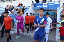 Salida de los equipos al José Camacho