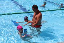 Cursos de natación y actividades acuáticas de verano
