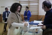 Rebeca Sánchez-Maroto (PP) durante la votación del 10N