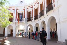 Minuto de silencio en homenaje a las víctimas de la COVID-19 en Manzanares (último día de luto oficial en España)