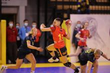 Debut de Esther Martín-Buro con las Guerreras Juveniles en el torneo Scandiberico 2021 (Foto: Federación de Balonmano de Portugal)