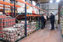 Visita del alcalde Julián Nieva a Efran Distribuciones