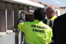 Acto de entrega de los restos de seis republicanos asesinados por el franquismo en Manzanares