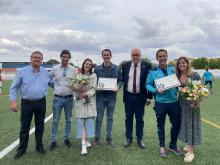 Por la tarde, antes de su partido de liga, el Manzanares CF también homenajeó a los hermanos Gallego