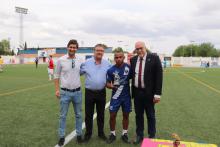 Lemus recibió el trofeo del club al mejor jugador de la temporada