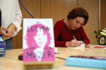 Presentación del libro 'Mi lucha por ser mujer' de Eva Cañas