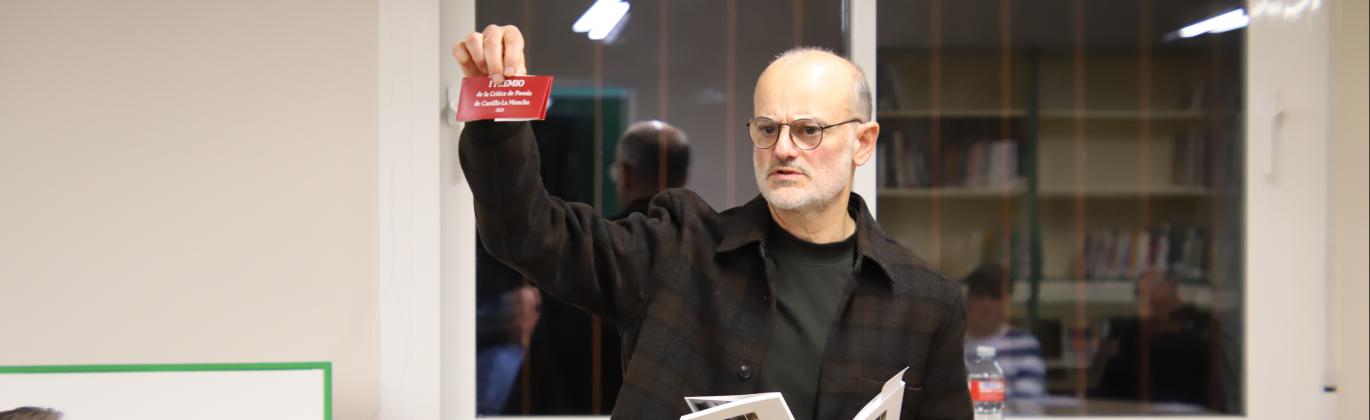 Presentación 'Tratado sobre el vacío' de Manuel Gallego